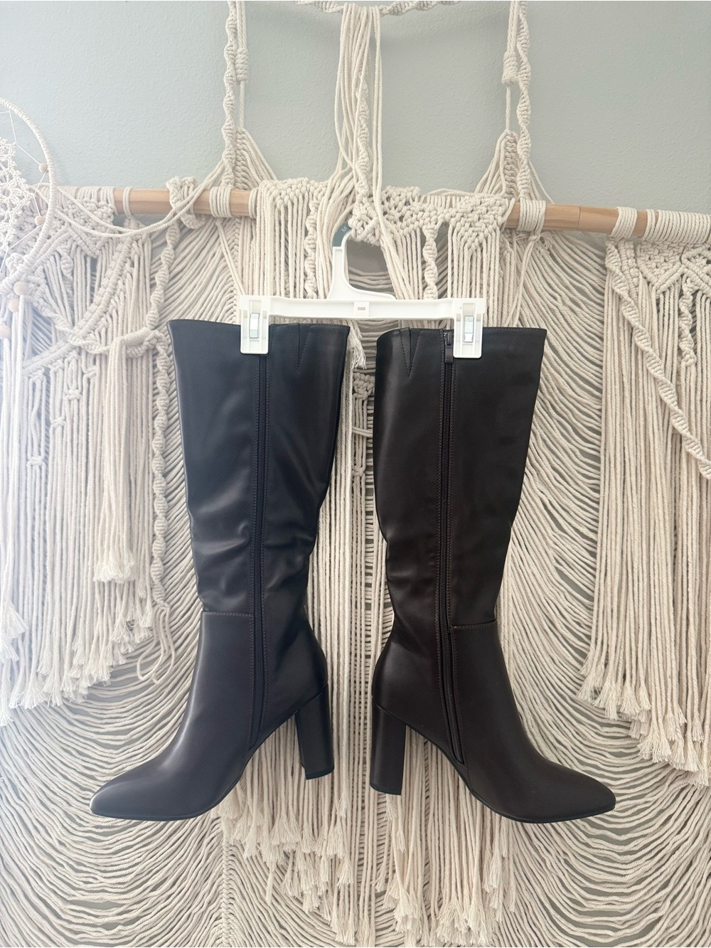 Classic Tall Brown Women's Heeled Boots